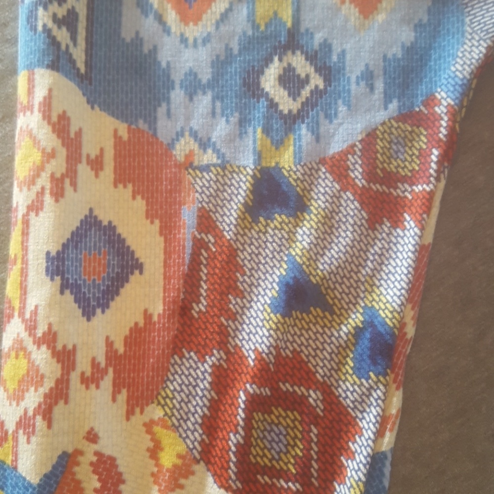 LuLaRoe Randy - Picture 2 of 3